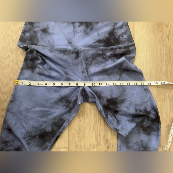 SCORPIO SOL Leggings 💙🖤 - Picture 4 of 8